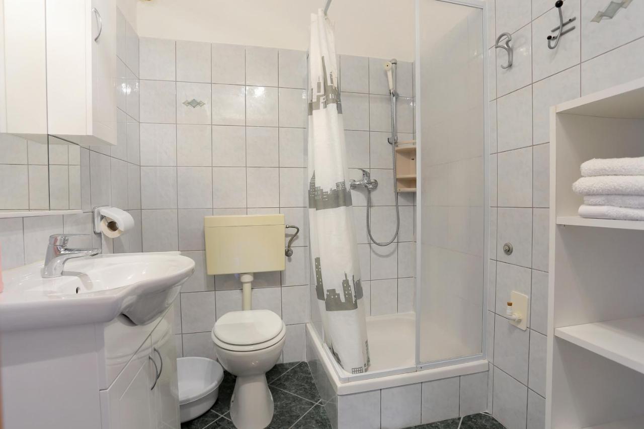 Apartments By The Sea Duce, Omis - 2737 외부 사진