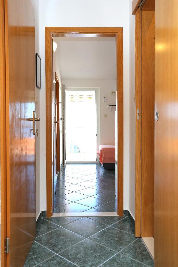 Apartments By The Sea Duce, Omis - 2737 외부 사진