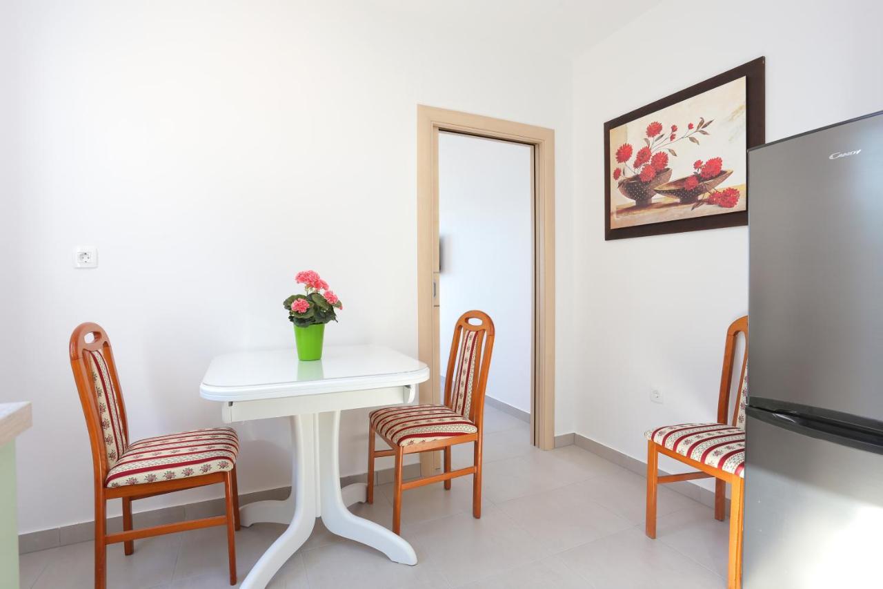 Apartments By The Sea Duce, Omis - 2737 외부 사진